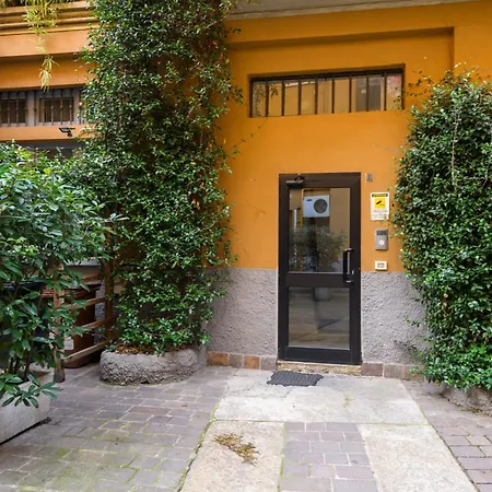 Apartment Marcona, 1 - Quiet Milanese *